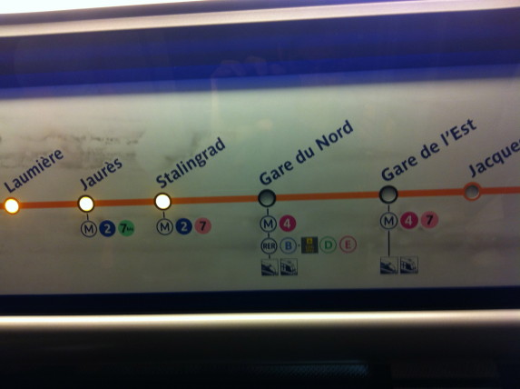 Misleading Paris subway map inside the train car